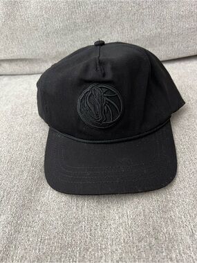 Black Embroidered Basketball Logo Cap - Men's Accessory Dallas Mavericks